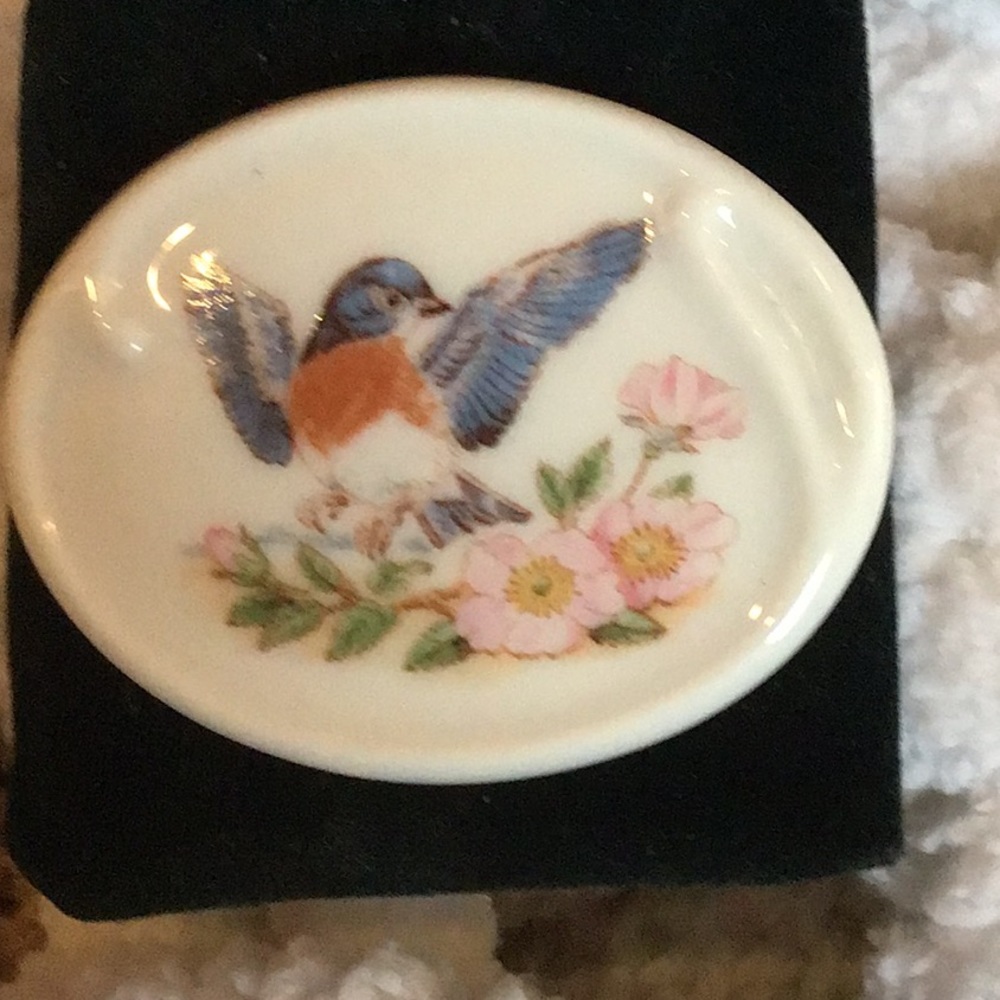 Brooch - Picture 2 of 5